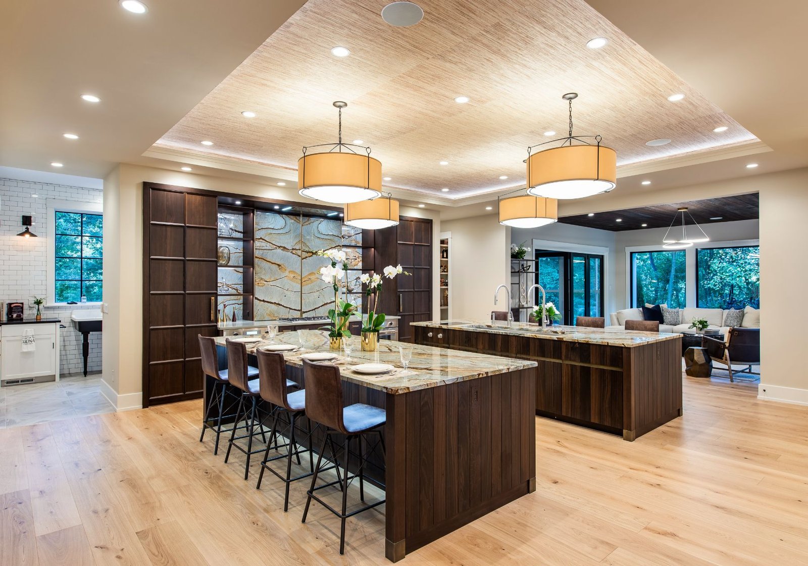 new homes Philadelphia pa - design home studios - kitchen breakfast bar - organic modern