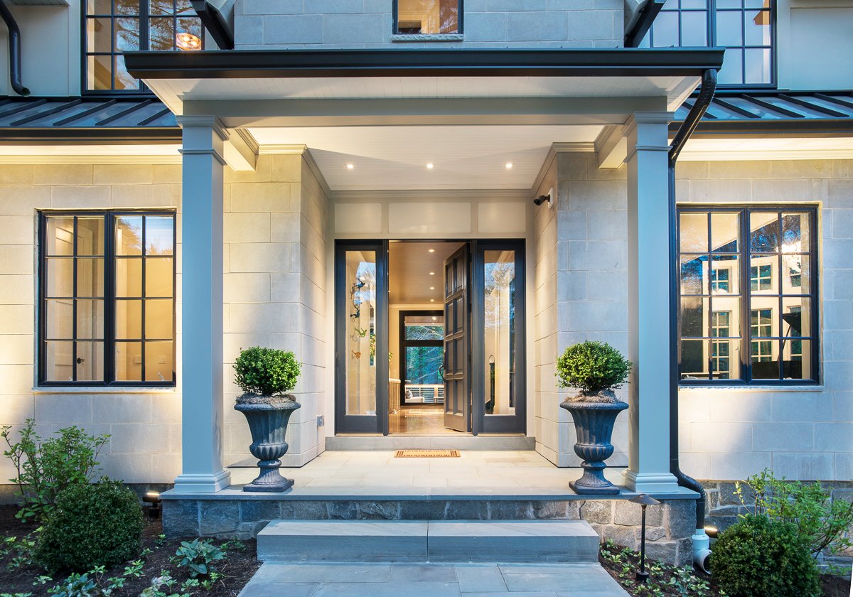 A Homeowner’s Experience: Resort-Inspired Touches, Al Fresco Dining, and More